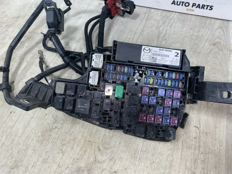 Блок предохранителей Mazda CX-5 KF PE (б/у)