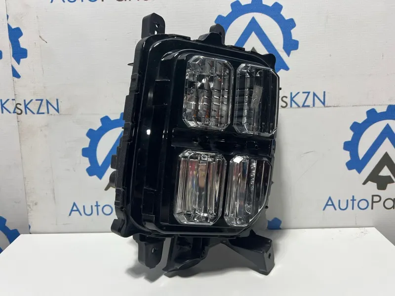 Фара противотуманная Mitsubishi ASX 2.0 4B11 перед. прав. (б/у)