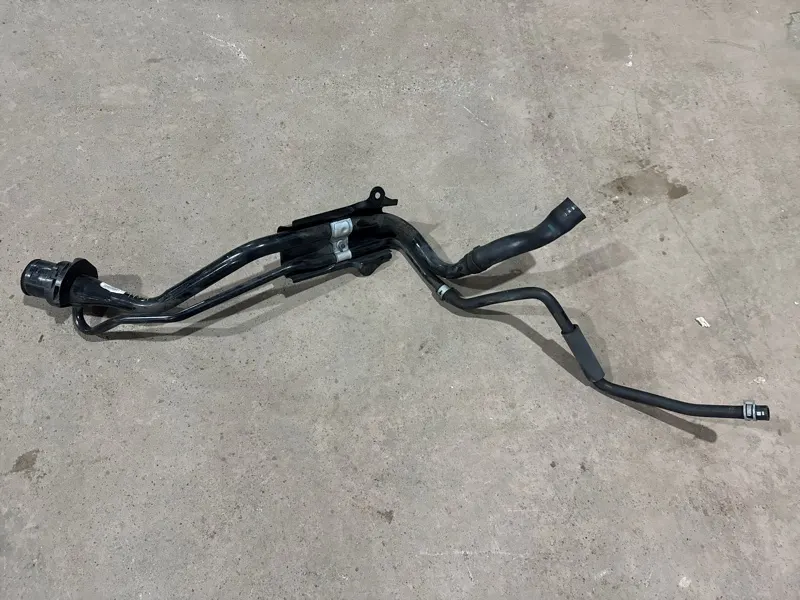 Горловина топливного бака Mazda 3 BP PY (б/у)