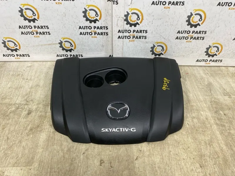 Декоративная крышка двигателя Mazda CX-30 РЕ 2.0 (б/у)
