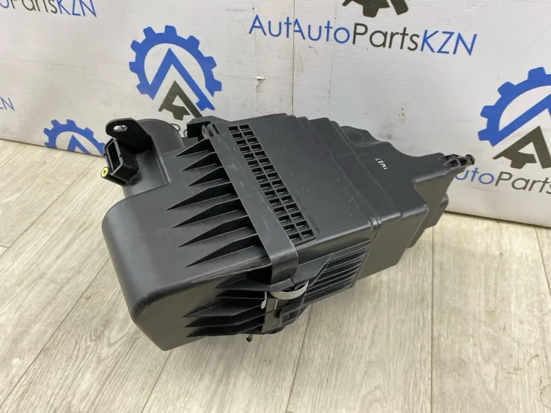 Корпус воздушного фильтра Mitsubishi Outlander 4 GM PR (б/у)