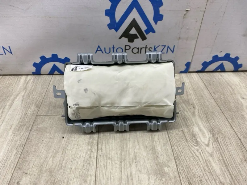 Подушка безопасности пассажира Mazda 3 BP PY (б/у)