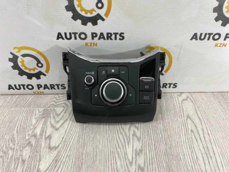 Блок управления магнитолой Mazda CX-5 KF SH (б/у)