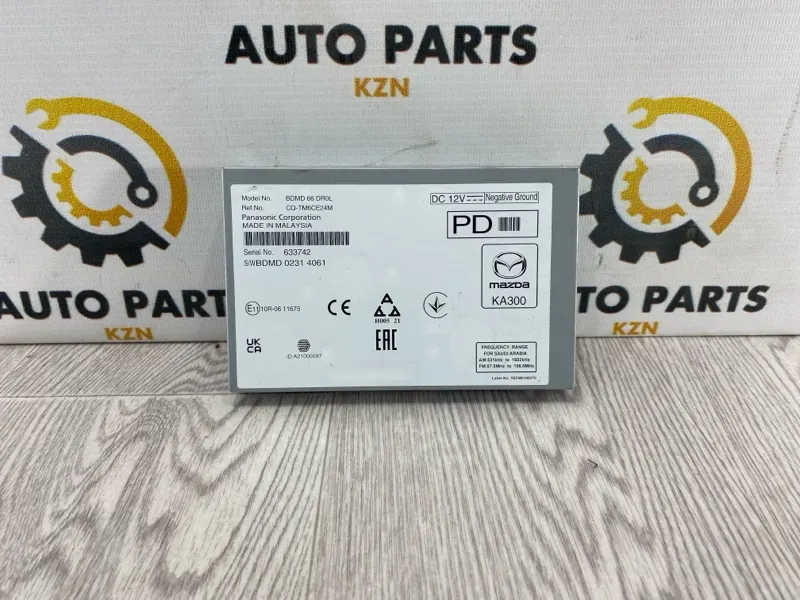 Блок управления магнитолой Mazda 3 BP PY (б/у)