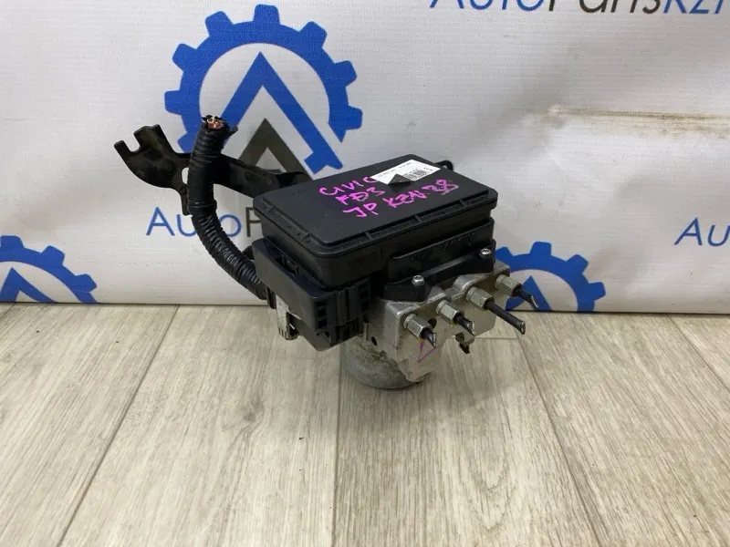 Блок ABS Honda Civic 4D 1.3 2010 (б/у)