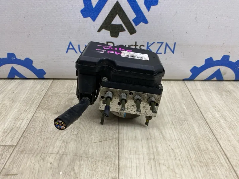 Блок ABS Nissan Juke F15 1.6 CVT (б/у)