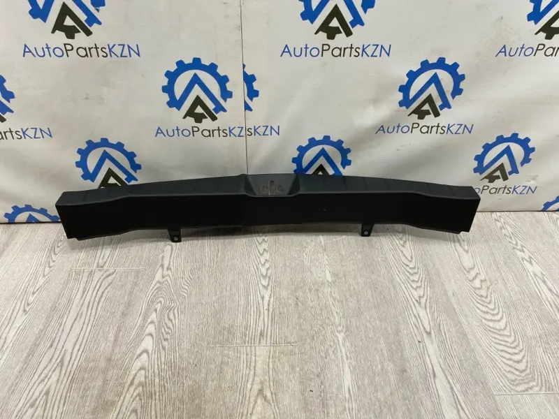 Накладка замка багажника Mitsubishi ASX (б/у)