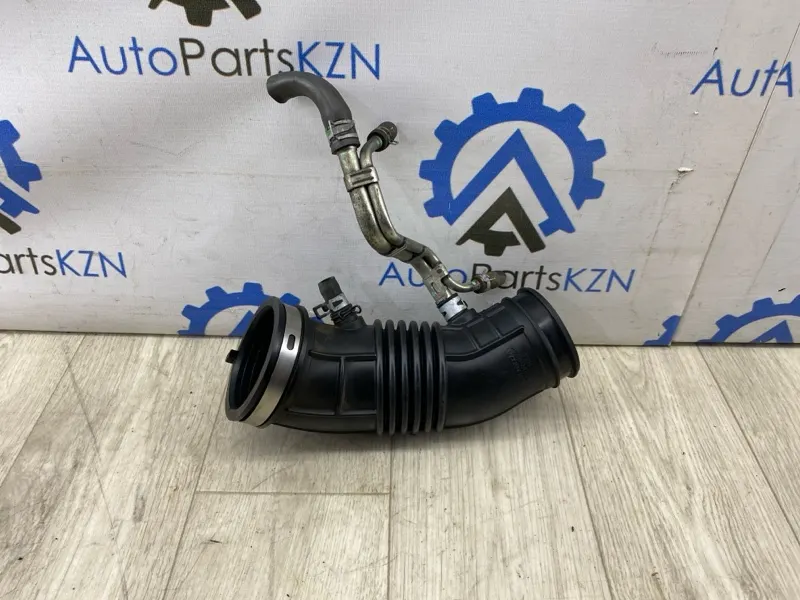 Патрубок воздушного фильтра Honda CR-V 3 2010 (б/у)