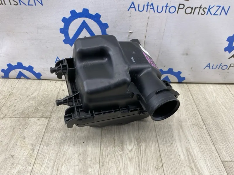 Корпус воздушного фильтра Nissan Juke F15 1.6 2014 (б/у)
