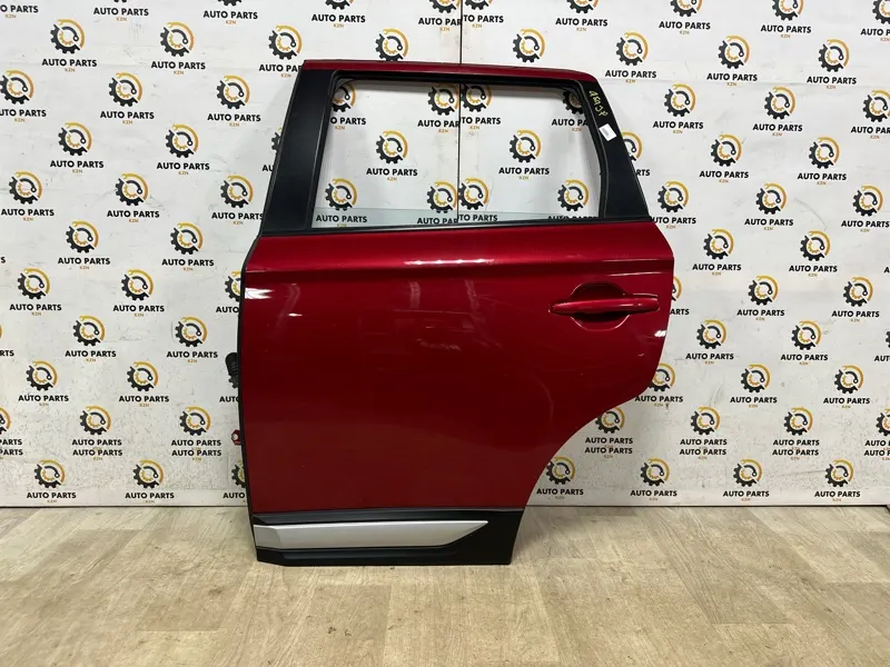 Дверь Mitsubishi Outlander 3 4J12 2019 задн. лев. (б/у)
