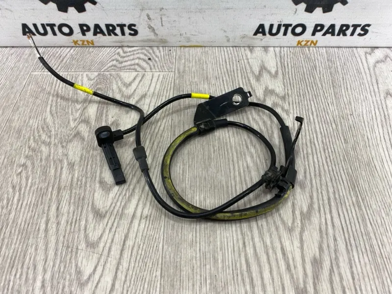 Датчик ABS Mitsubishi Outlander 3 2.0 4B11 перед. лев. (б/у)