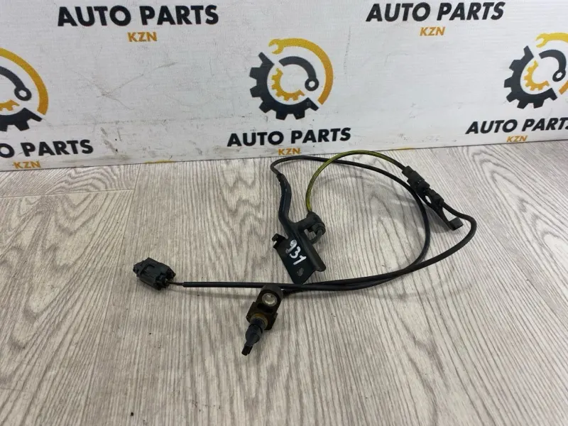 Датчик ABS Toyota RAV4 перед. прав. (б/у)