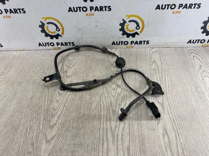Датчик ABS Mitsubishi ASX 2.0 4B11 задн. лев. (б/у)