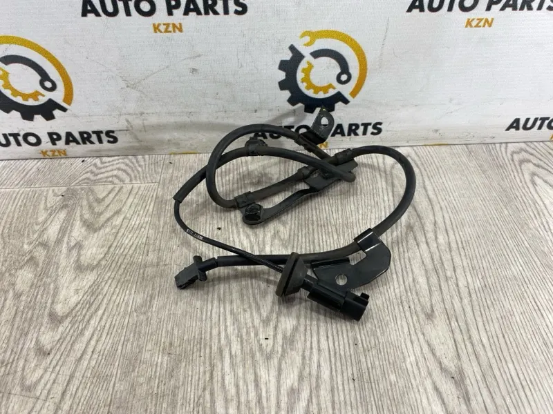 Датчик ABS Mitsubishi Outlander 3 4J12 задн. прав. (б/у)