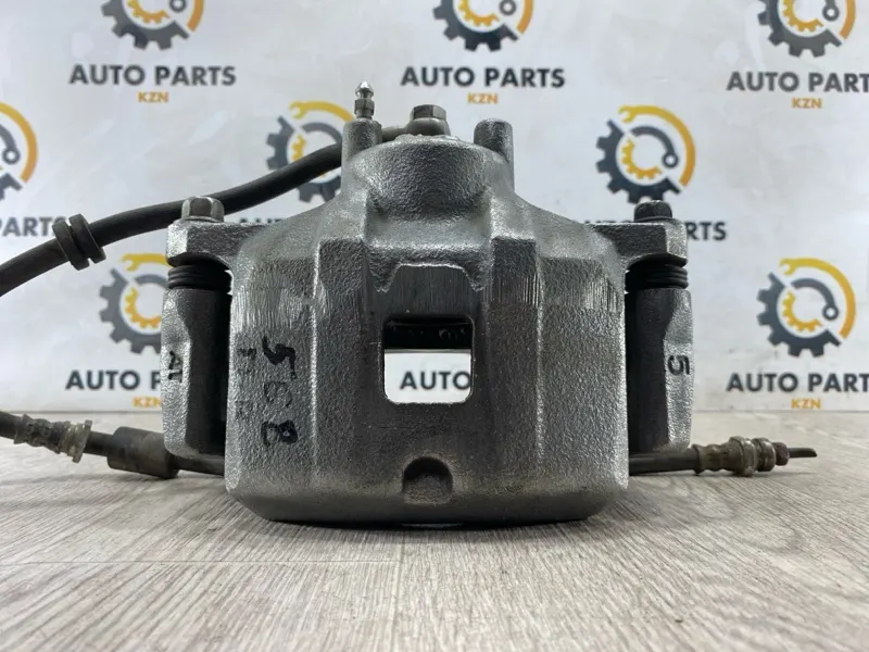Суппорт тормозной Mitsubishi Outlander XL 3 6B31 2008 перед. прав. (б/у)