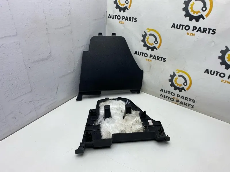 Обшивка багажника Subaru XV GP7 2.0 FB20 лев. (б/у)