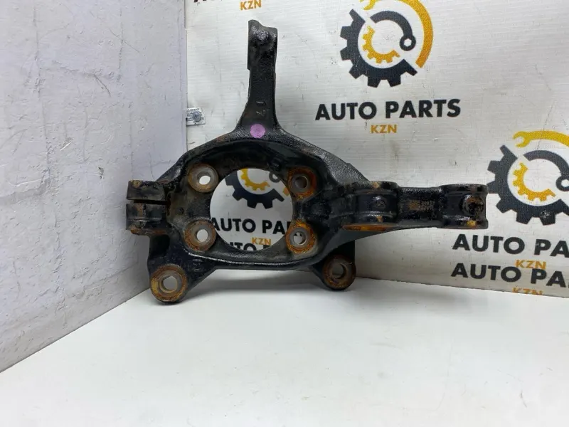 Кулак поворотный Mazda CX-9 TC 2.5 PY 2022 перед. лев. (б/у)