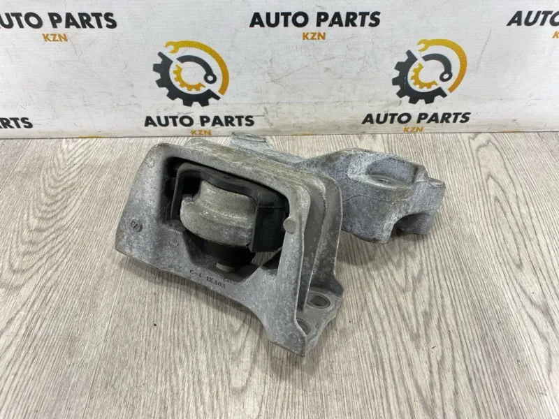 Подушка двигателя Nissan Juke F15 1.6 CVT (б/у)