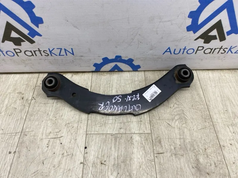 Рычаг поперечный Mitsubishi Outlander XL 4B12 2.4 задн. (б/у)