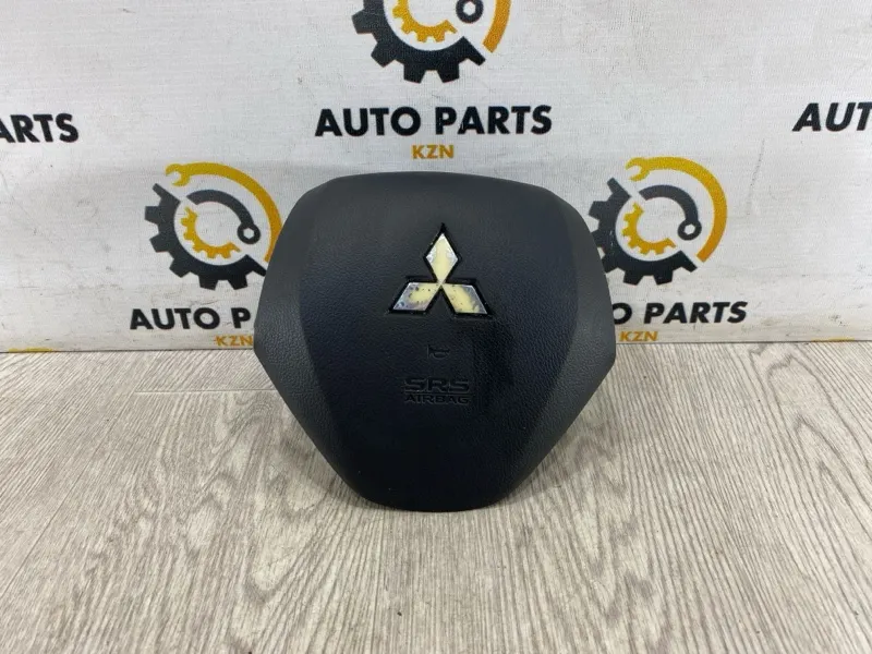 Подушка безопасности в руль Mitsubishi Outlander 3 2.4 4B12 2018 (б/у)