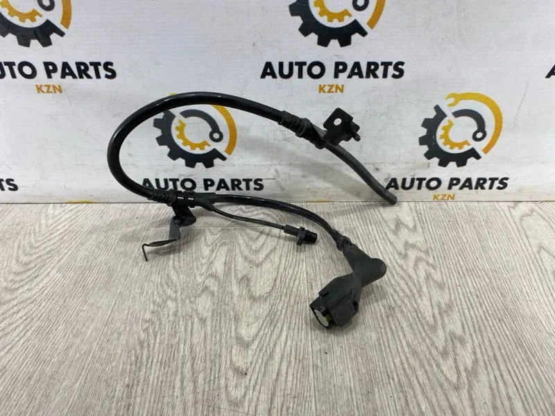 Датчик ABS Mazda 3 BP РЕ 2023 задн. лев. (б/у)