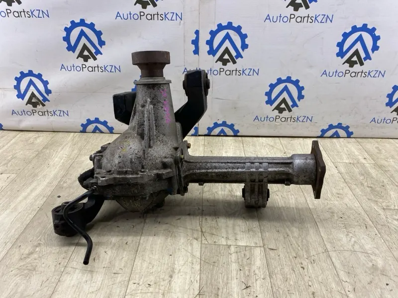 Редуктор Suzuki Grand Vitara 2.7 H27A перед. (б/у)