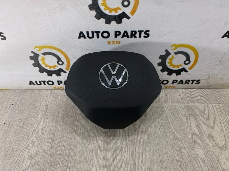 Подушка безопасности в руль Volkswagen Tiguan 2.0 CHHB 2021 (б/у)