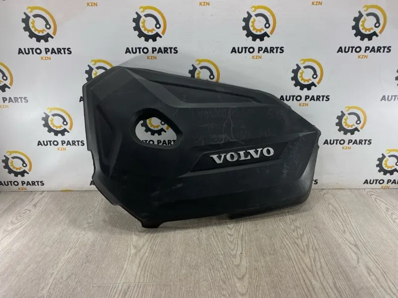 Декоративная крышка двигателя Volvo S60 B4164T (б/у)