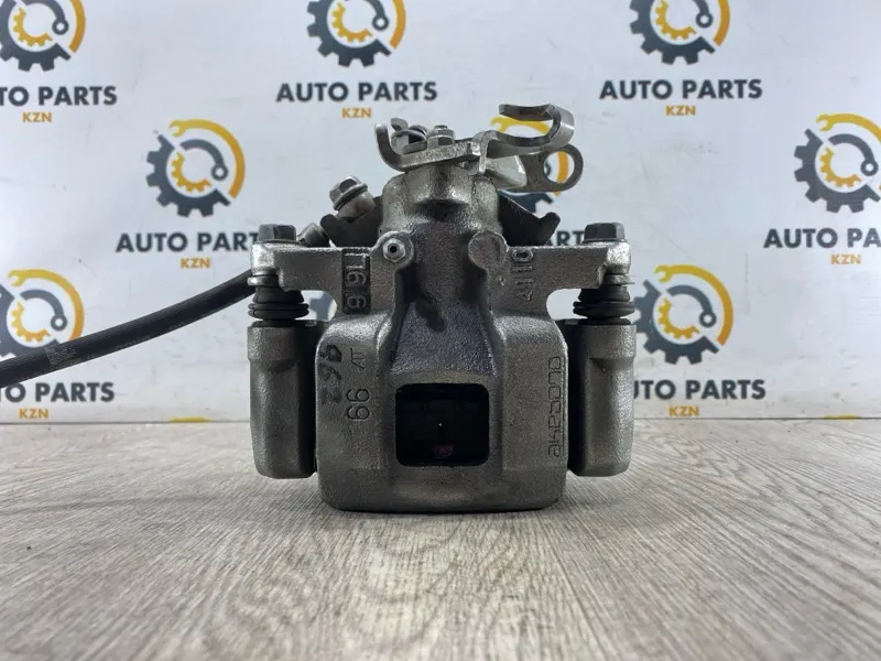 Суппорт тормозной Mitsubishi ASX 2.0 4B11 задн. лев. (б/у)