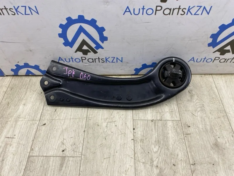 Рычаг продольный Hyundai Tucson 4 2.0 G4NL 2023 задн. прав. (б/у)