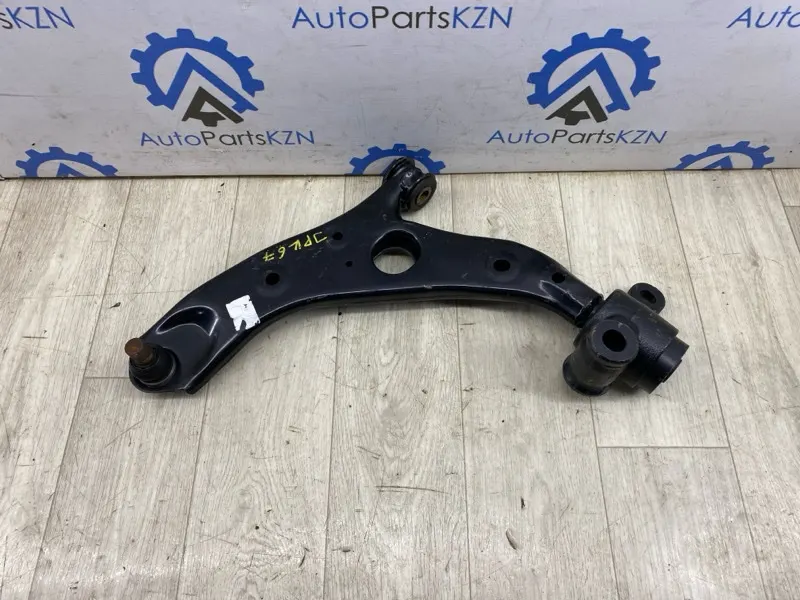 Рычаг подвески нижний Mazda CX-5 KF PY 2023 перед. лев. (б/у)