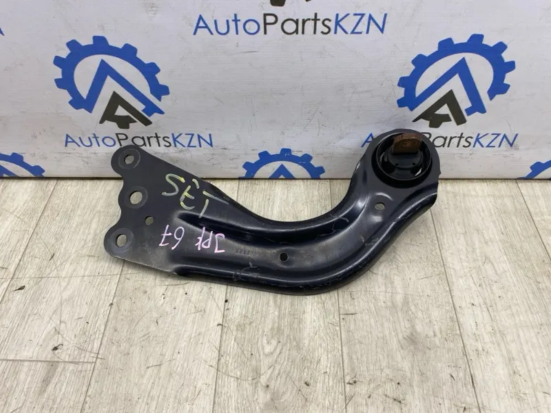 Рычаг продольный Mazda CX-5 KF PY 2023 задн. прав. (б/у)