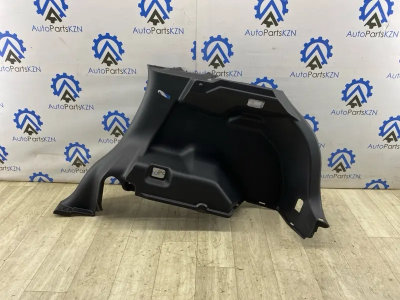 Обшивка багажника Mitsubishi ASX 2.0 задн. прав. (б/у)