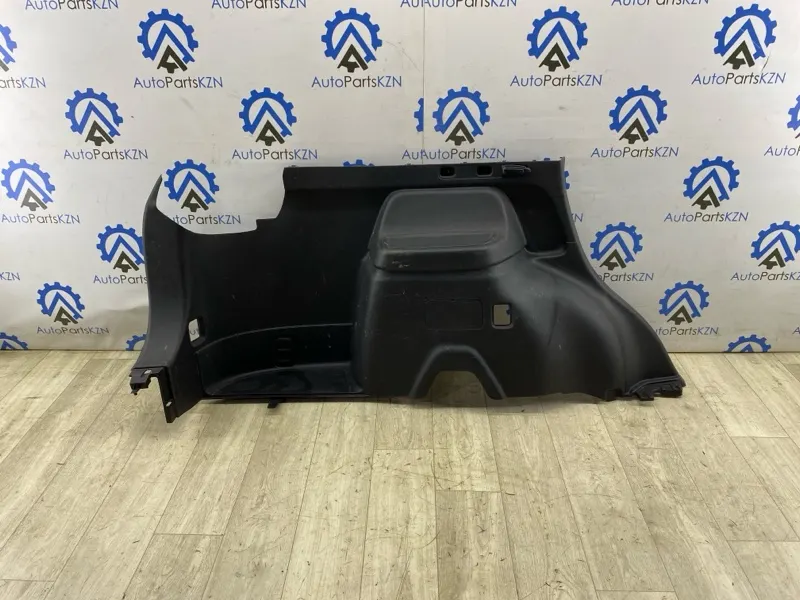 Обшивка багажника Mitsubishi Outlander 3 4B11 задн. лев. (б/у)