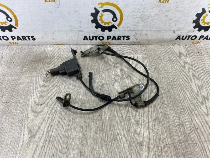 Датчик ABS Mazda 6 GH 2 2011 перед. прав. (б/у)