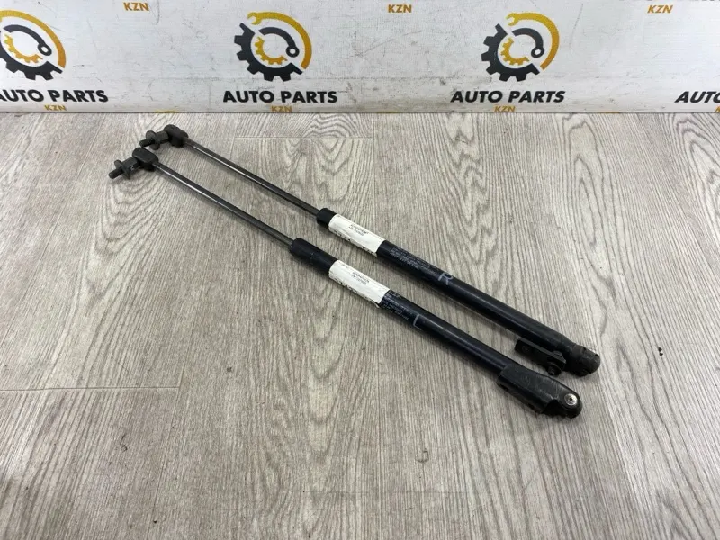 Амортизатор крышки багажника Mitsubishi Outlander XL 2.4 (б/у)
