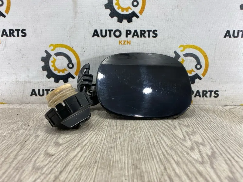 Лючок топливного бака Mitsubishi Outlander XL 2.4 (б/у)