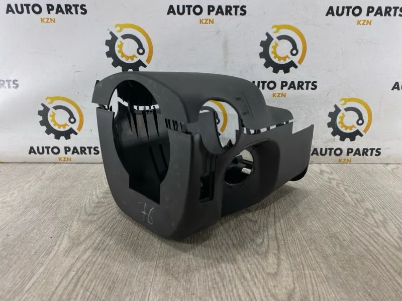 Кожух рулевой колонки Mitsubishi Outlander XL 4B12/2.4Л (б/у)
