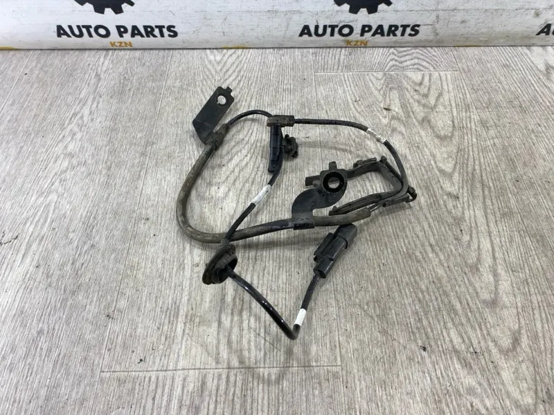 Датчик ABS Mitsubishi Outlander 3 4J11 перед. лев. (б/у)