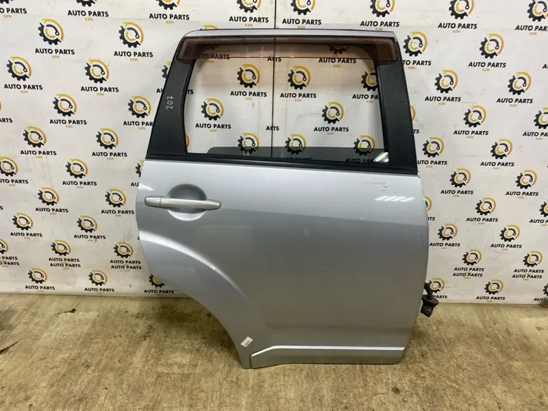 Дверь Mitsubishi Outlander XL 2.4 2009 задн. прав. (б/у)