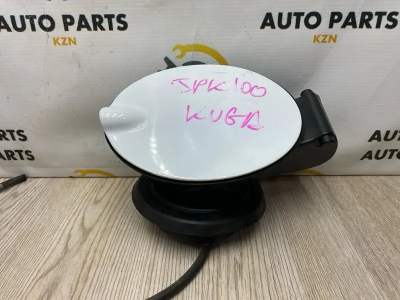 Лючок топливного бака Ford Kuga 1 2.5 2012 (б/у)