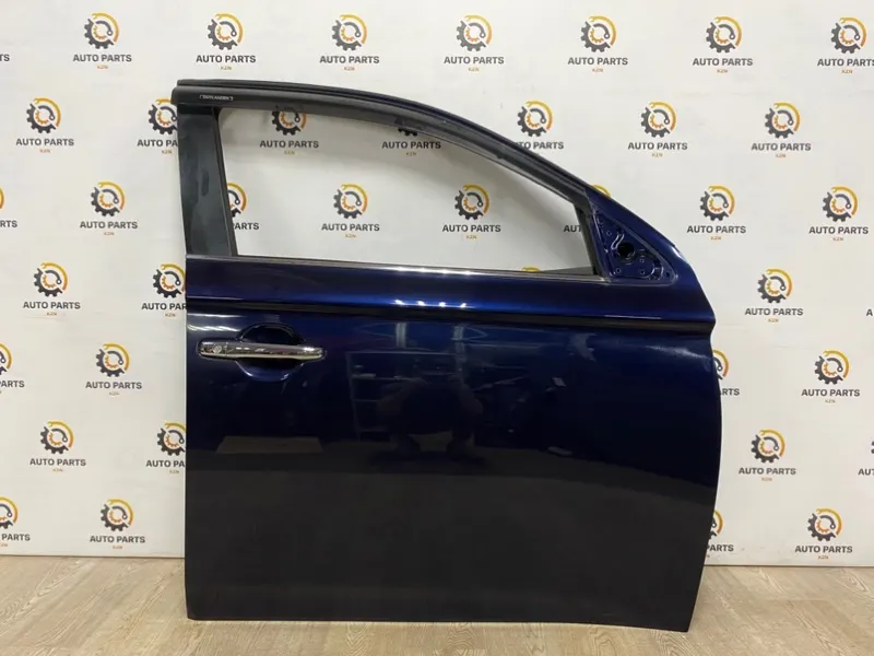 Дверь Mitsubishi Outlander 3 4B12/2.4Л перед. прав. (б/у)
