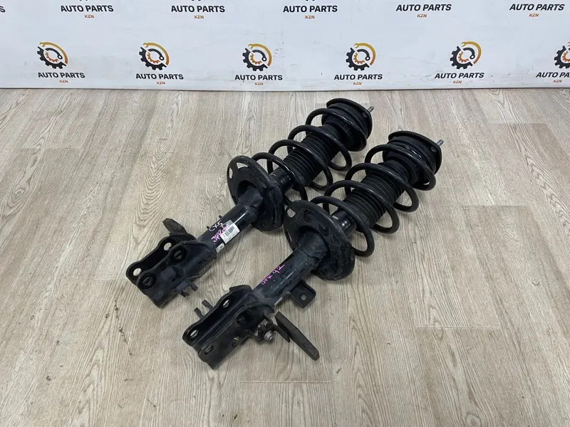 Амортизатор Mazda CX-5 KF SH 2020 перед. (б/у)