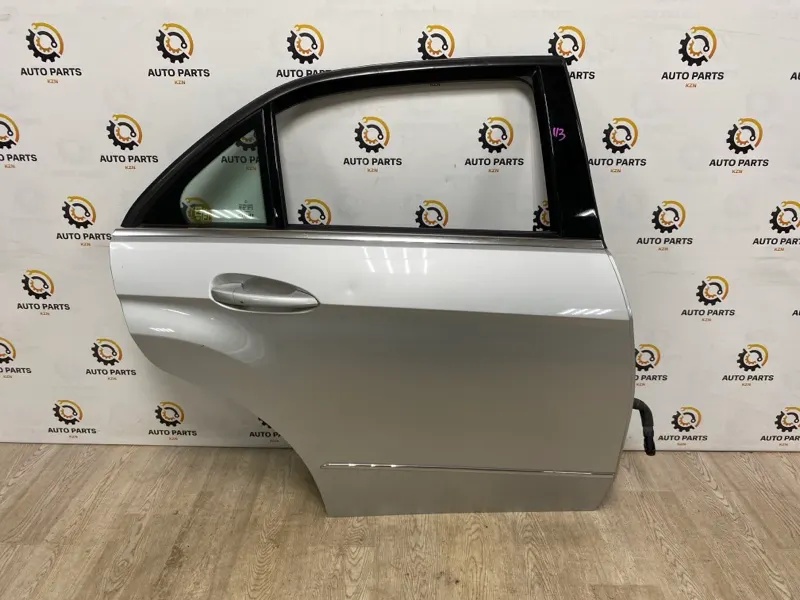 Дверь Mercedes-Benz E-Class W212 1.8 2009 задн. прав. (б/у)