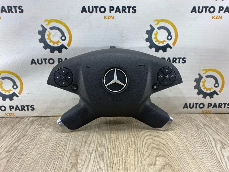 Подушка безопасности в руль Mercedes-Benz E-Class W212 1.8 2009 (б/у)