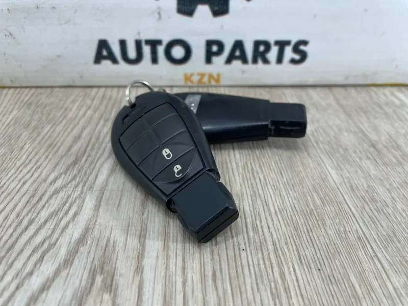 Ключ зажигания Jeep Grand Cherokee 3.6 2013 (б/у)