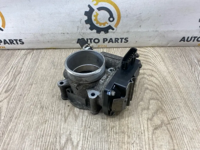 Дроссельная заслонка Mitsubishi Outlander XL 2.4 4B12 2008 (б/у)