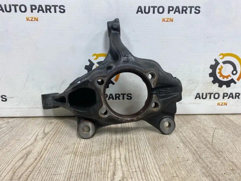 Кулак поворотный Mazda CX-5 KF SH 2020 перед. лев. (б/у)