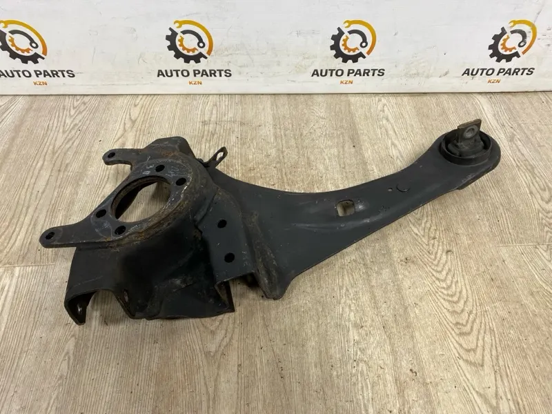 Рычаг задний Mitsubishi Outlander 3 4B12/2.4Л задн. прав. (б/у)