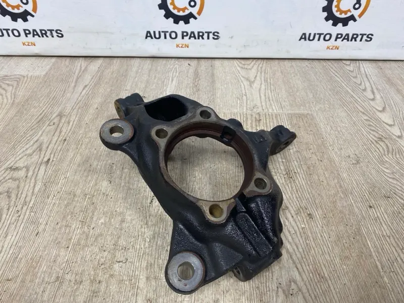 Кулак поворотный Mazda CX-5 KF 2019 перед. лев. (б/у)